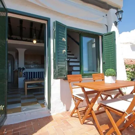 Fisherman's House, 1st Line Of Sea Apartment *